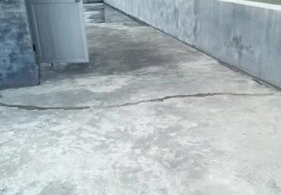 明光楼顶漏水维修公司分享下如何解决卫生间隐蔽部位漏水的问题?